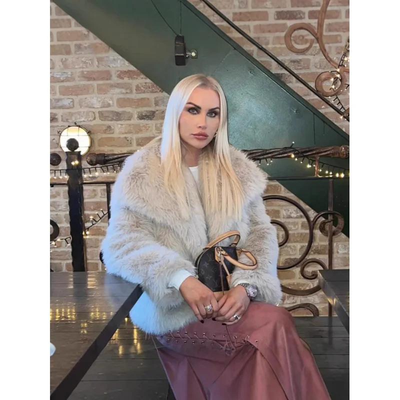 Women's Autumn Winter Artificial Fox Fur Coat Top Grass Coat Warm Stylish Female Outerwear