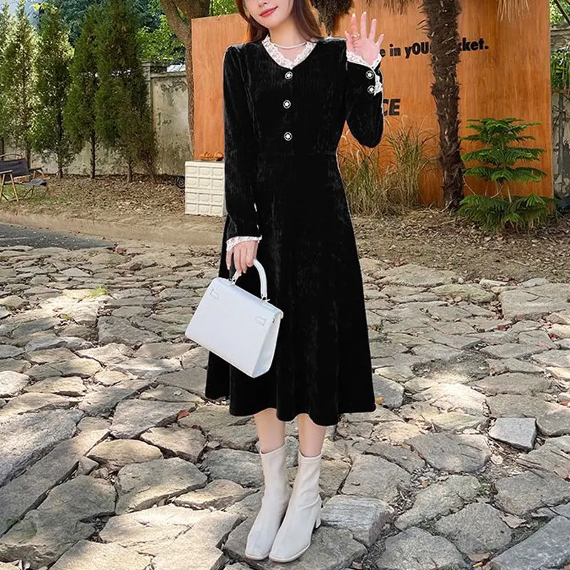 

Vintage V-Neck Lace Midi Dress Women's Clothing Solid Color Basic Autumn Winter Button Fashion Spliced Commute A-Line Dresses