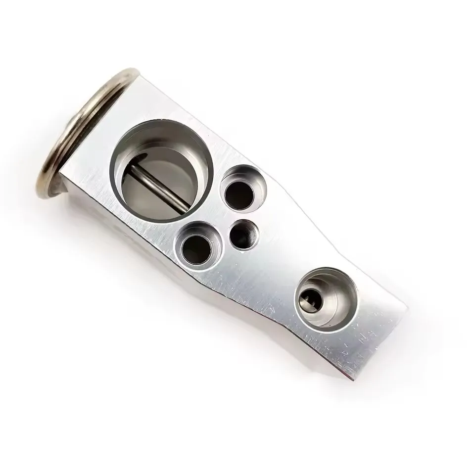 95411-71L00 السيارات A/C المبخر توسيع صمام لسوزوكي فيترا سوزوكي سويفت جديد ألتو SX4 قطع غيار تكييف الهواء للسيارة #6