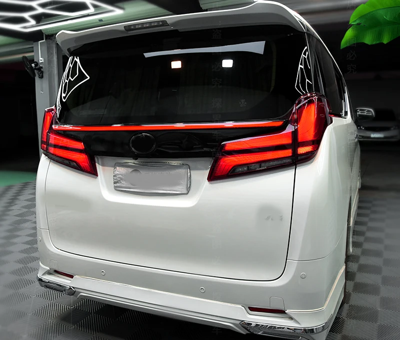 For toyota Alphard Vellfire 2015-2019 Led dynamic rear through tail light Rear cross Trunk tail lamp