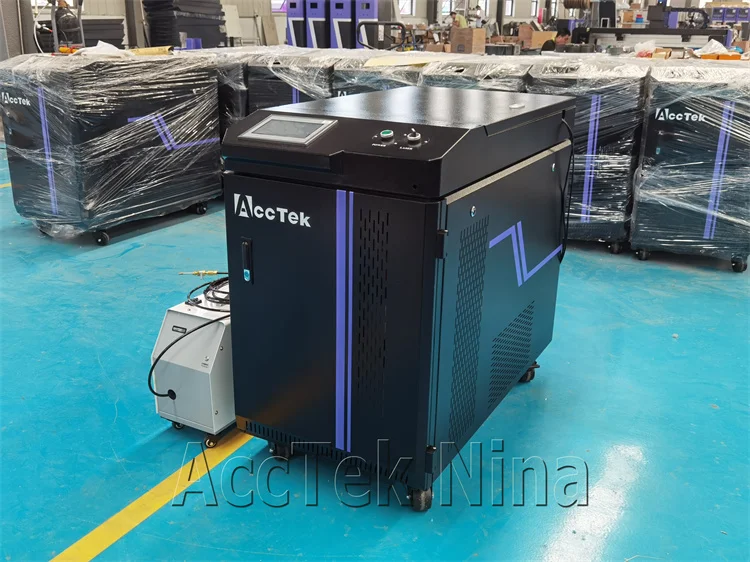 3 em 1 limpeza do laser/soldadura/máquina de corte com o laser 1kw 1.5kw do líquido de limpeza da oxidação