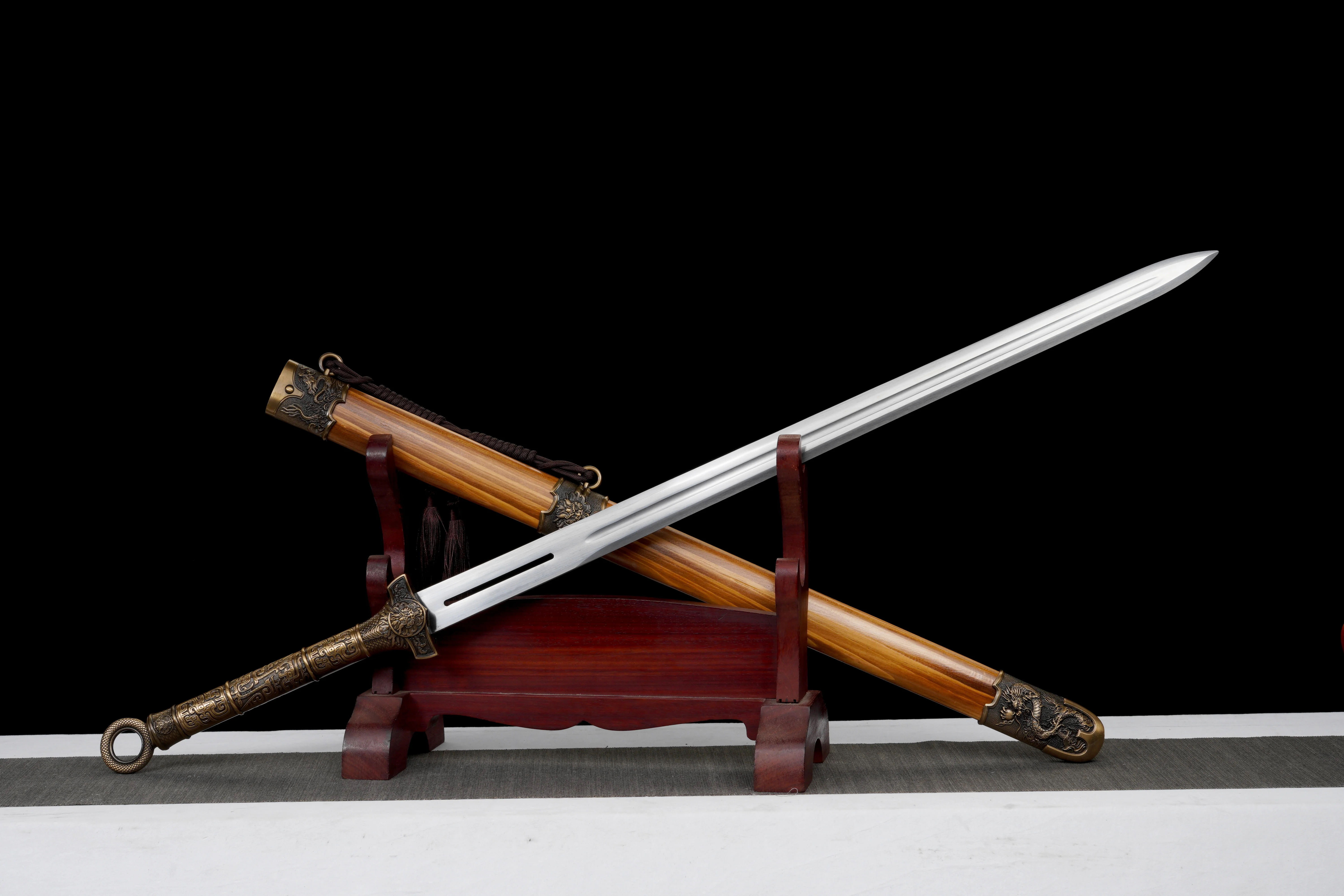 Dragon King Samurai Sword Steel Very sharp blade katana Combat preparation Ninja martial arts enthusiasts Collector unique Gift