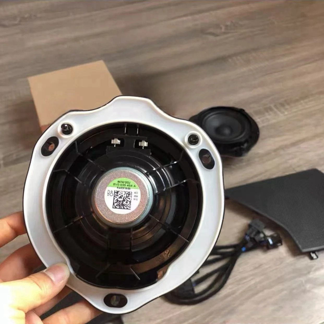 For Audi A3 8V Q2 Upgrade front door midrange speaker/set 8V0 035