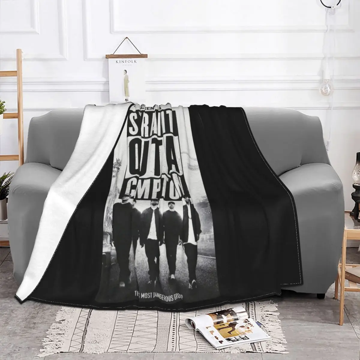 Straight Outta Compton Mens Black Top Oversize Style 2021 Latest Hot Beautiful Basic Different Throw Blanket