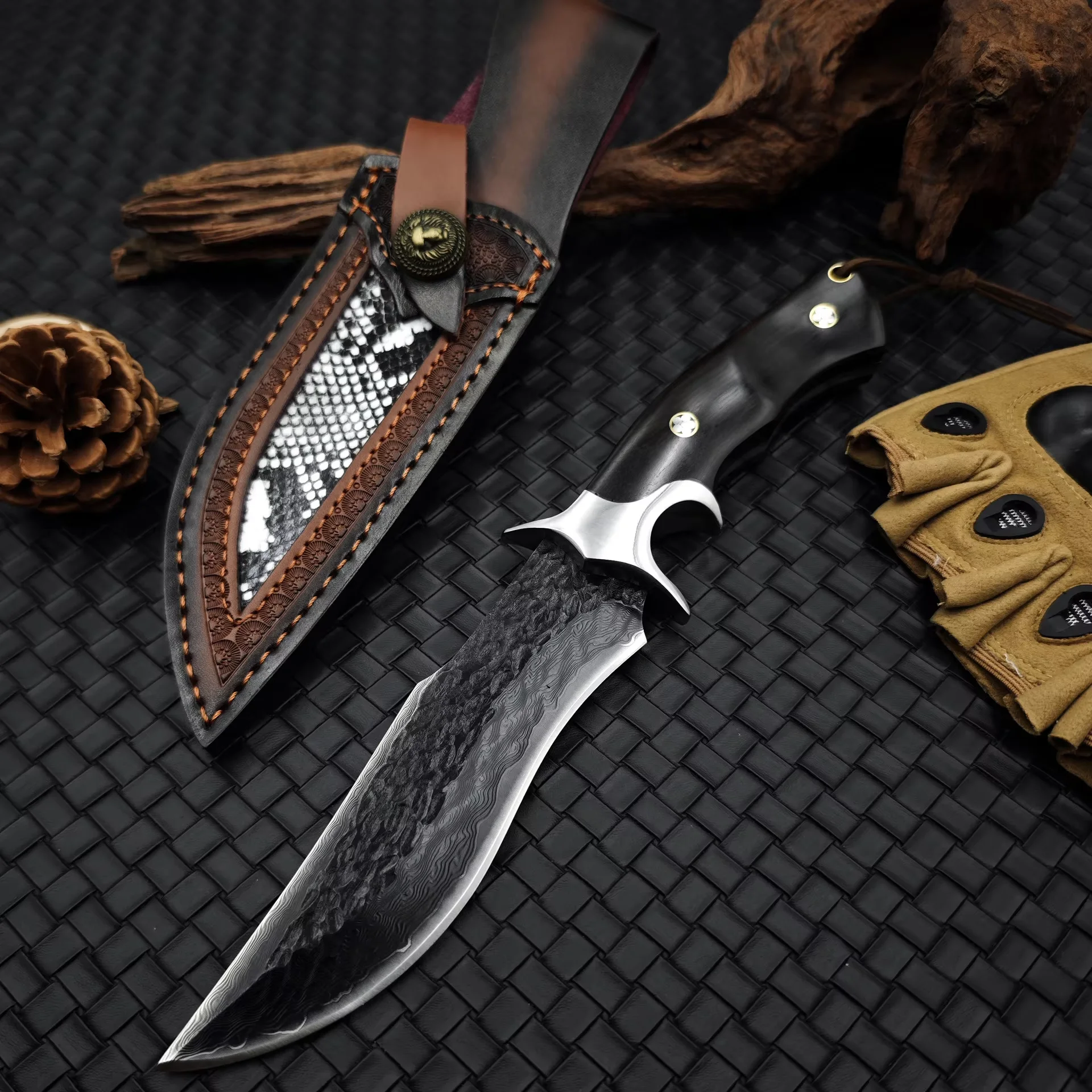 Damascus steel knife, pattern steel, solid wood handle, fruit and vegetable knife, collectible EDC knife, portable knife, handle