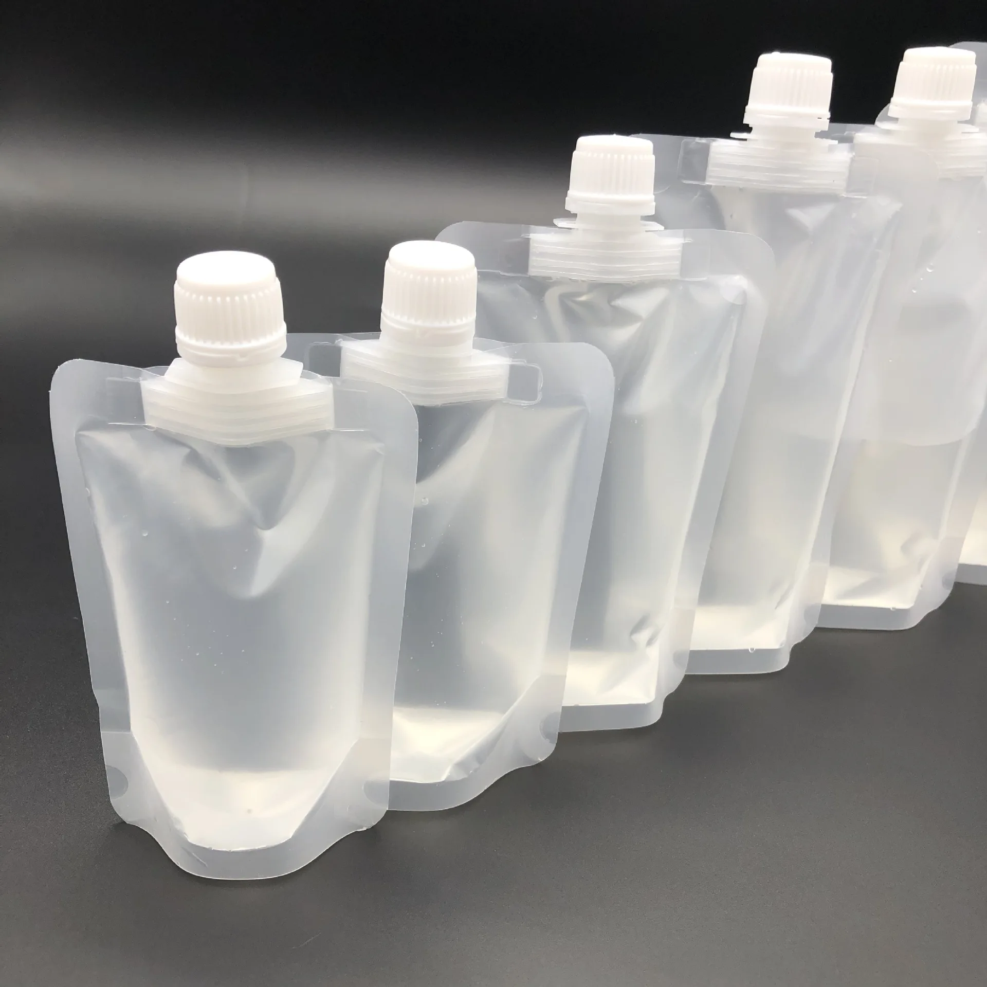 

Пакет матовых матовых пакетов с носиком-стойкой — пакеты для жидкости для кофе/сока/молока/супа своими руками с насадкой-присоской, портативные и герметичные