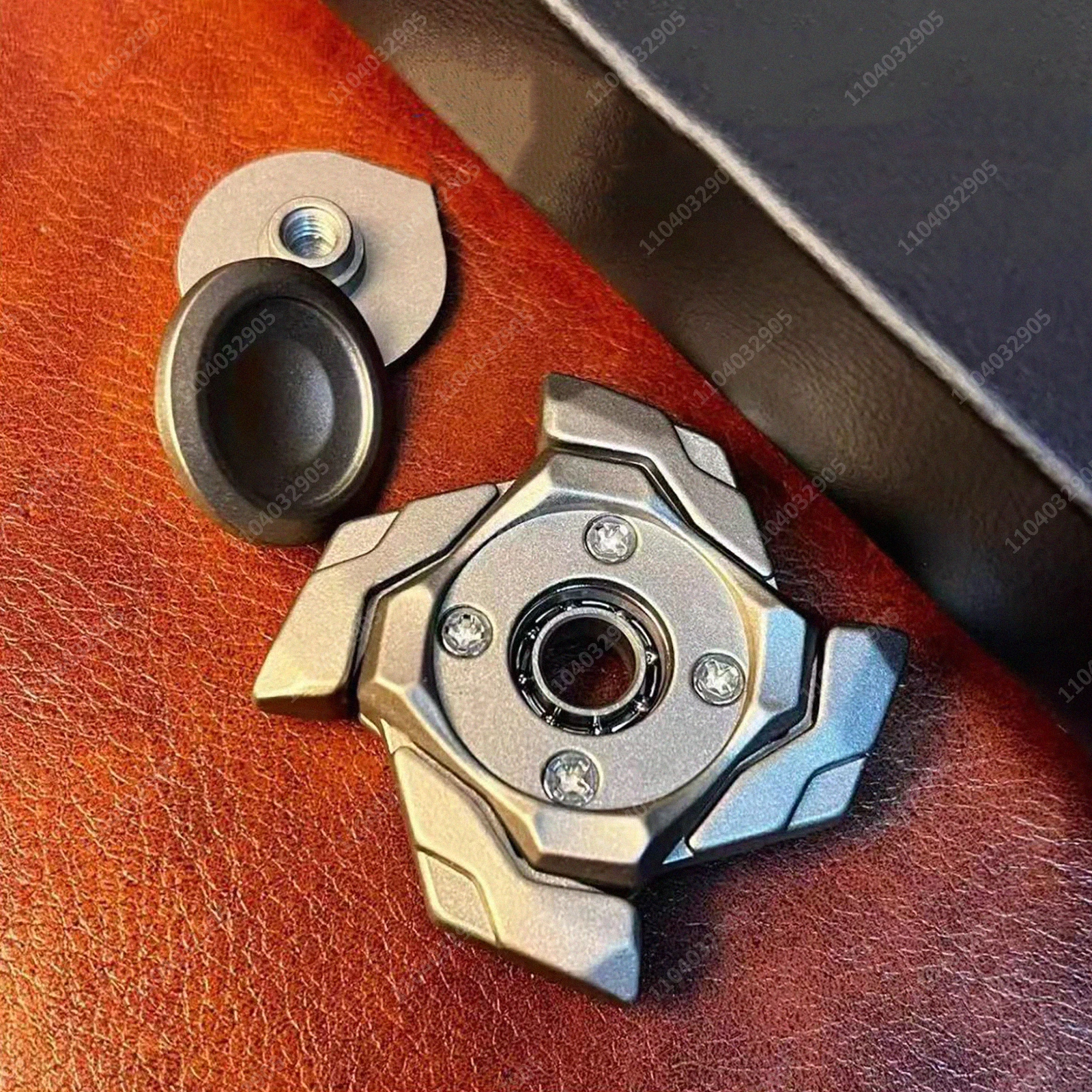 EDC Fidget Spinner Snap-Action Armatura Spinner per pollice Schiaffo in acciaio inossidabile Rotazione della moneta Fidget Gear Gadget Regalo antistress