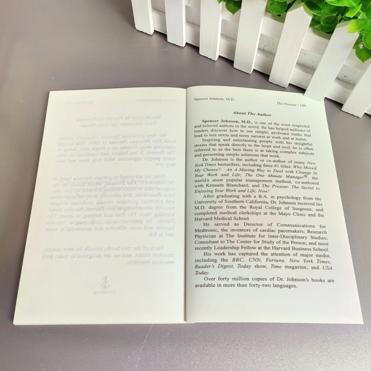 The Present: The Gift for Changing Times by Spencer Johnson Inspirational Success Psychology Popular Reading Books