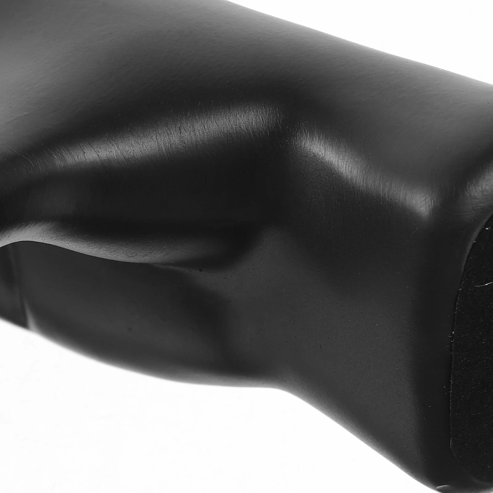 

Resin Heart Hand Statue Love Finger Gesture Decor for Home Desktop Bookshelf Living Room Bedroom Halloween Table Decoration