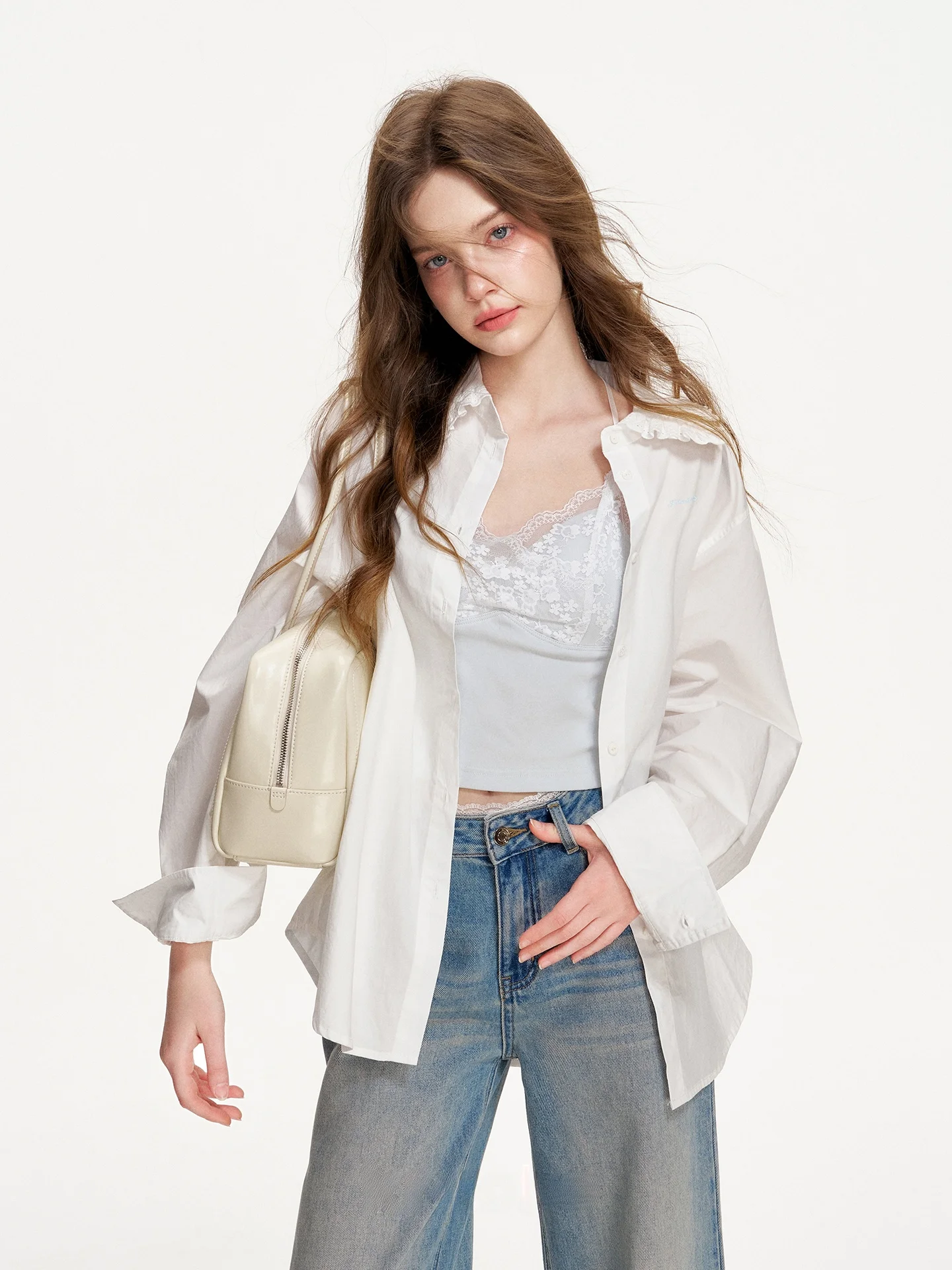 

Kroche Romantic 00% Cotton Lace Trim Loose Long Sve irt French Sle Embroidery Turn-down Collar Casual Women's Top