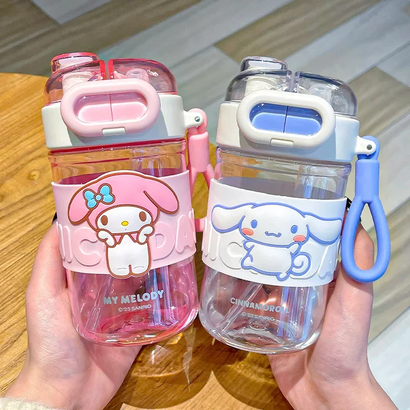 

Sanrios Cinnamoroll Water Bottle 580Ml with A Straw Cartoon Plastic My Melody Kawaii Water Bottle Pochacco Portable Cup Child