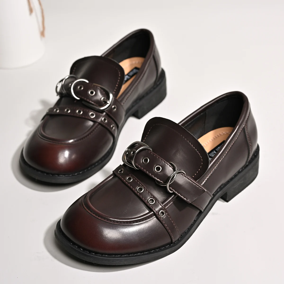 

Women's Flat Thick Bottom Genuine Leather Shoes Spring Tassel Gold Buckle Loafers Comfortable Soft Rubber Sole Sheep Skin