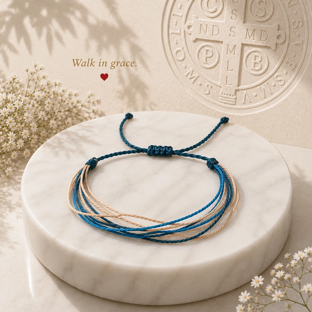 1pc Bohemian Adjustable 28cm Handwoven Multi Strand Braided Yarn Wrap Bracelet Blue Beige Geometric Lace Up Unisex