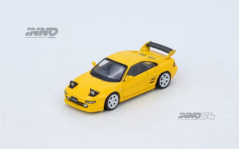 (الطلب المسبق) INNO 1:64 MR2 (SW20) نموذج سيارة مجمع Diecast باللون الأصفر