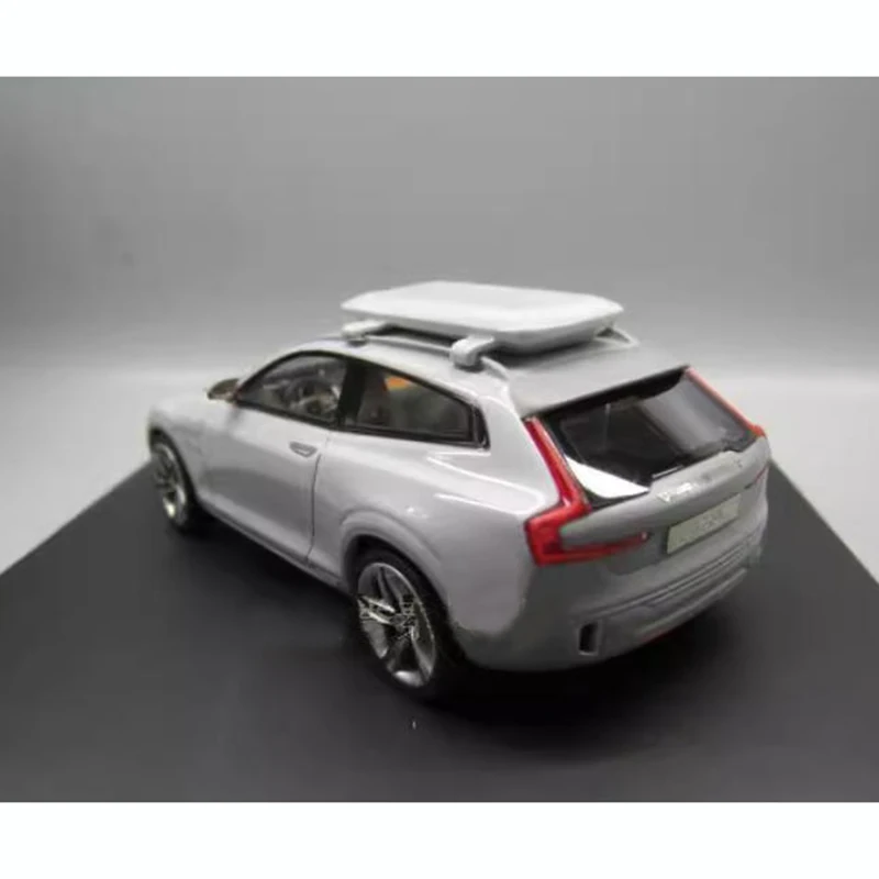 Diecast 1/43 VOLV V90cc CONCEPT XC COUPE 2014 Simulation Resin Car Model Classics Adult Souvenir Gift Static Display