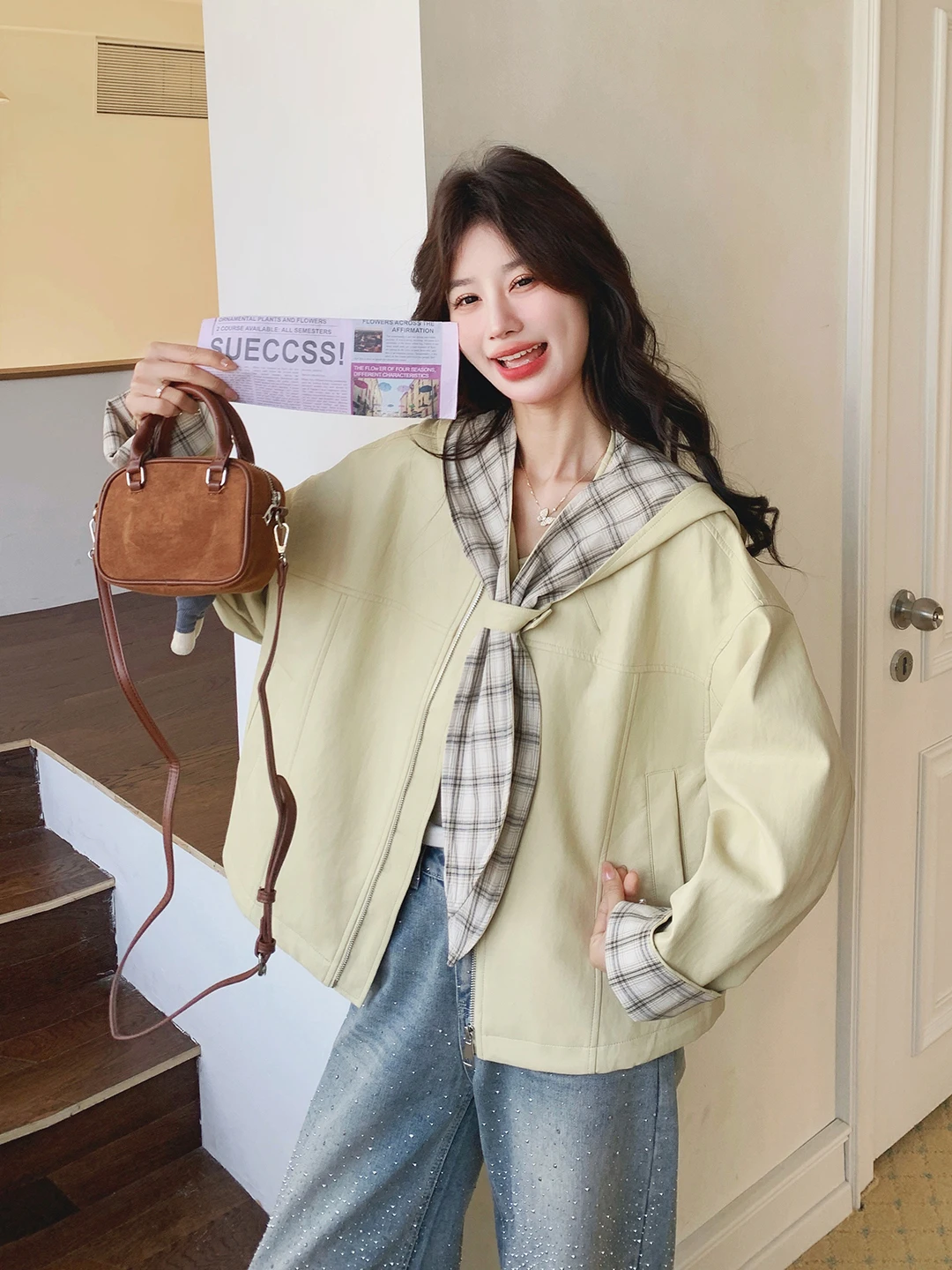 

Casual Plaid Patchwork Scarf Collar Hoodie Women's Jacket Spring Autumn Versatile Preppy Style Fashion Short Outerwear