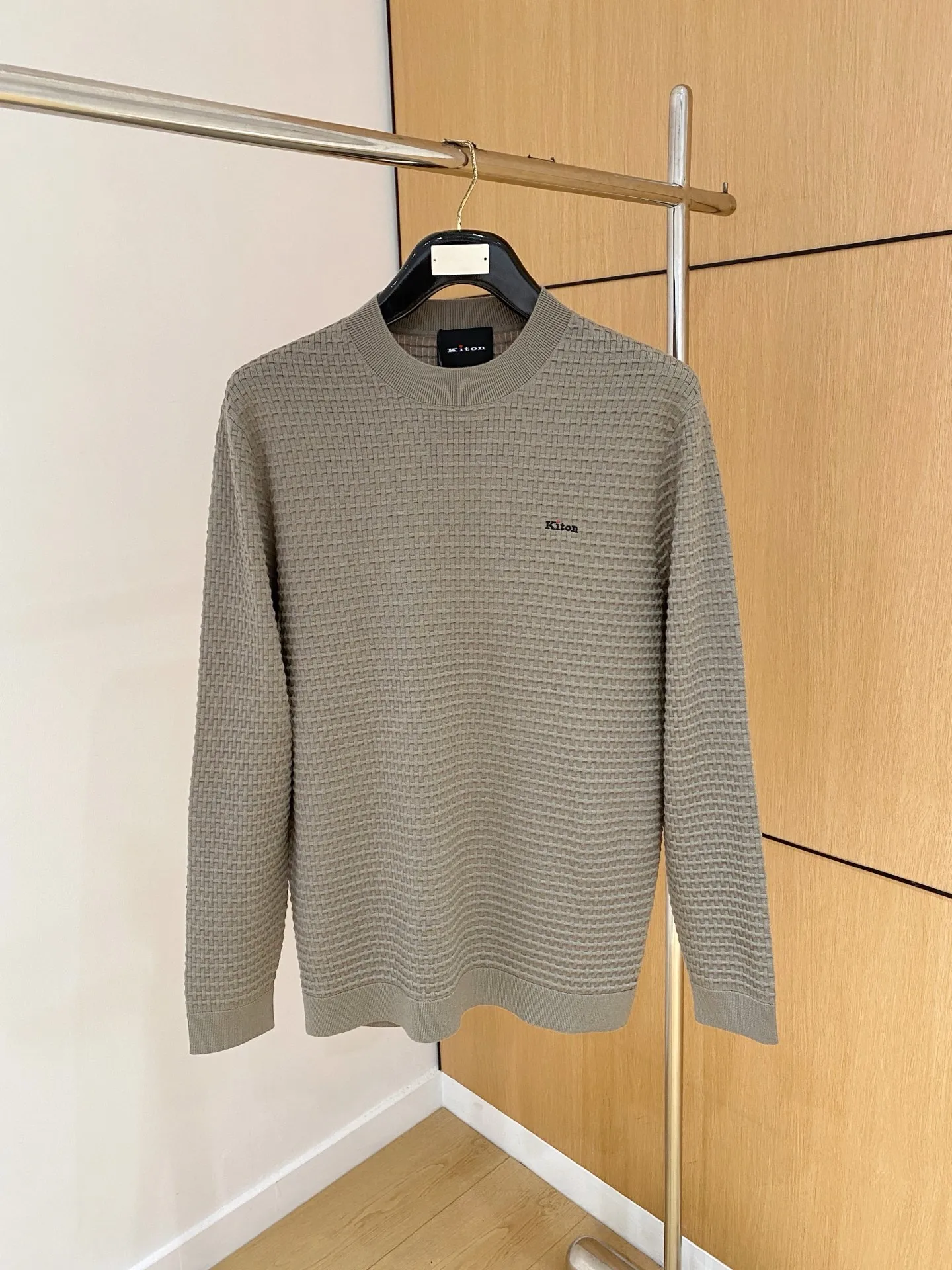 2026 Fall Men's Crew Neck Knit Wool Sweater, Simple and Versatile, Waffle Pattern with Embroidered Letters and Red Dot, Kit Long