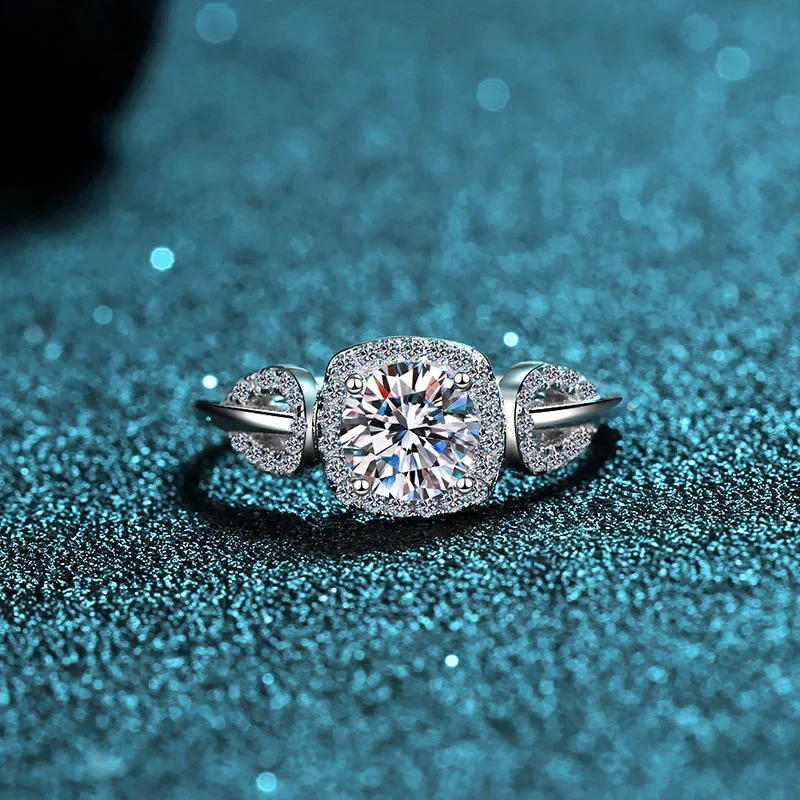 

Fashion 925 Sterling Silver Moissanite Ring Female Pt950 Fashion Luxury Rings Luxury Wedding Fashion Jewelry with GRA Certifica