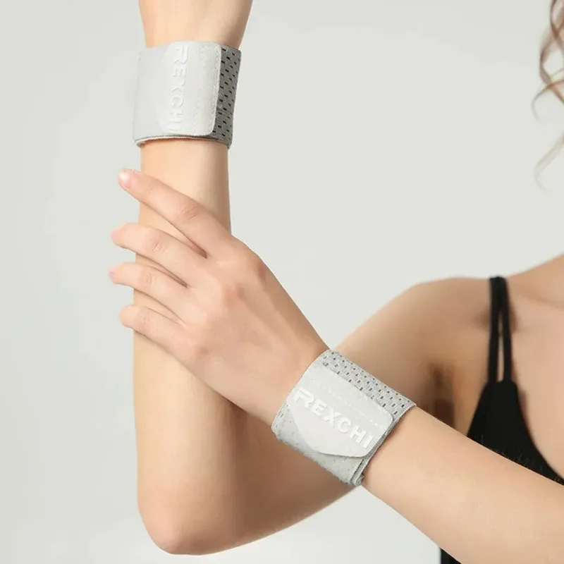 

Sports wristband wrapped compression for men's and women's fitness, outdoor cycling, anti sprain wrist strap, breathable