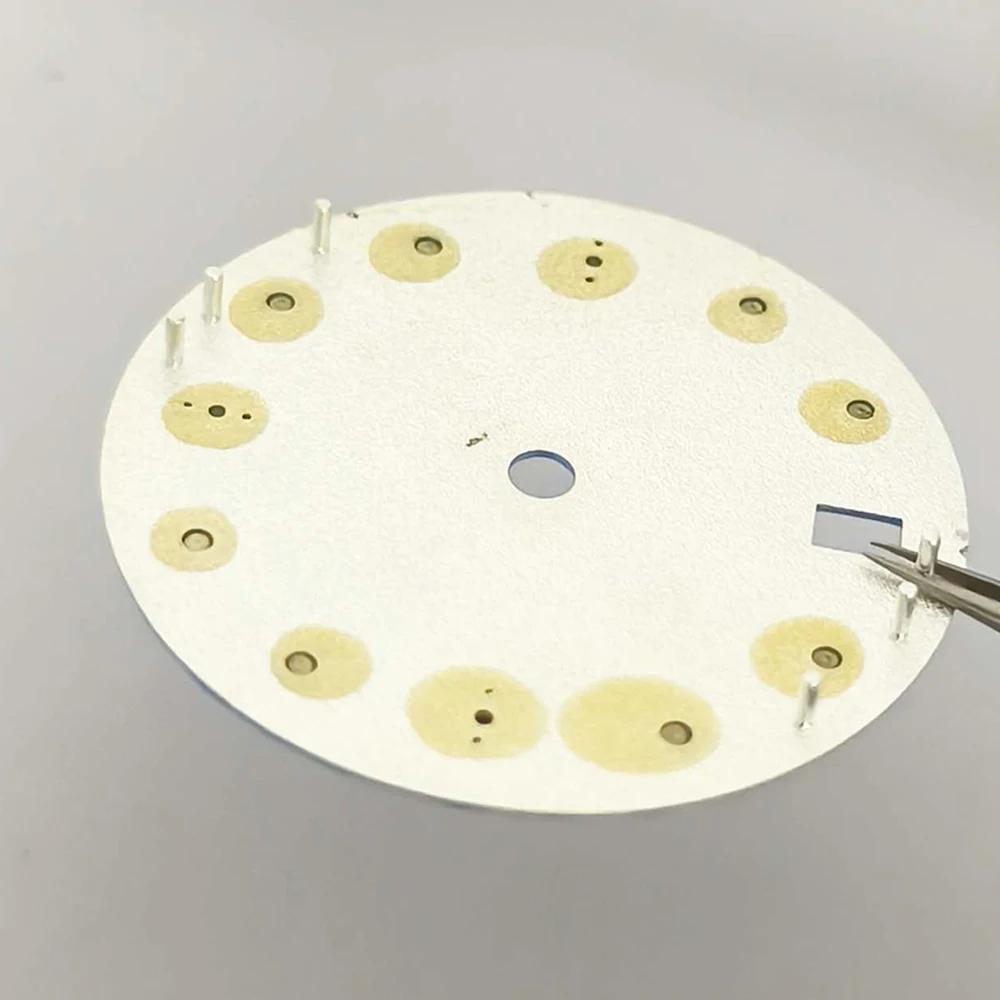 Grünes Leuchtzifferblatt für NH35 NH36 4R 7S Uhrwerk Einzelkalender 28,5mm Uhrenzifferblatt Silber Zeigersatz Armbanduhren-Zubehör – Detail 2