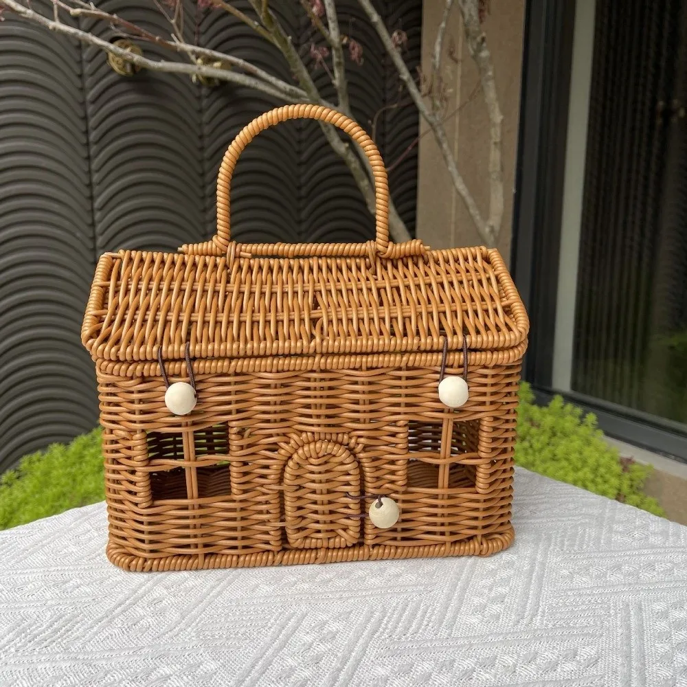 House Shaped Rattan Picnic Basket With Handle Vintage Style Handheld Gift Box Imitation Rattan Desktop Organizer Home Decoration