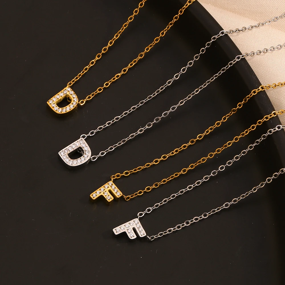 E.B.belle Glänzende Mini-Strass-Halskette mit 26 Buchstaben, 18 Karat vergoldeter Edelstahl, erstklassiger modischer Damen-Halsschmuck – Detail 7