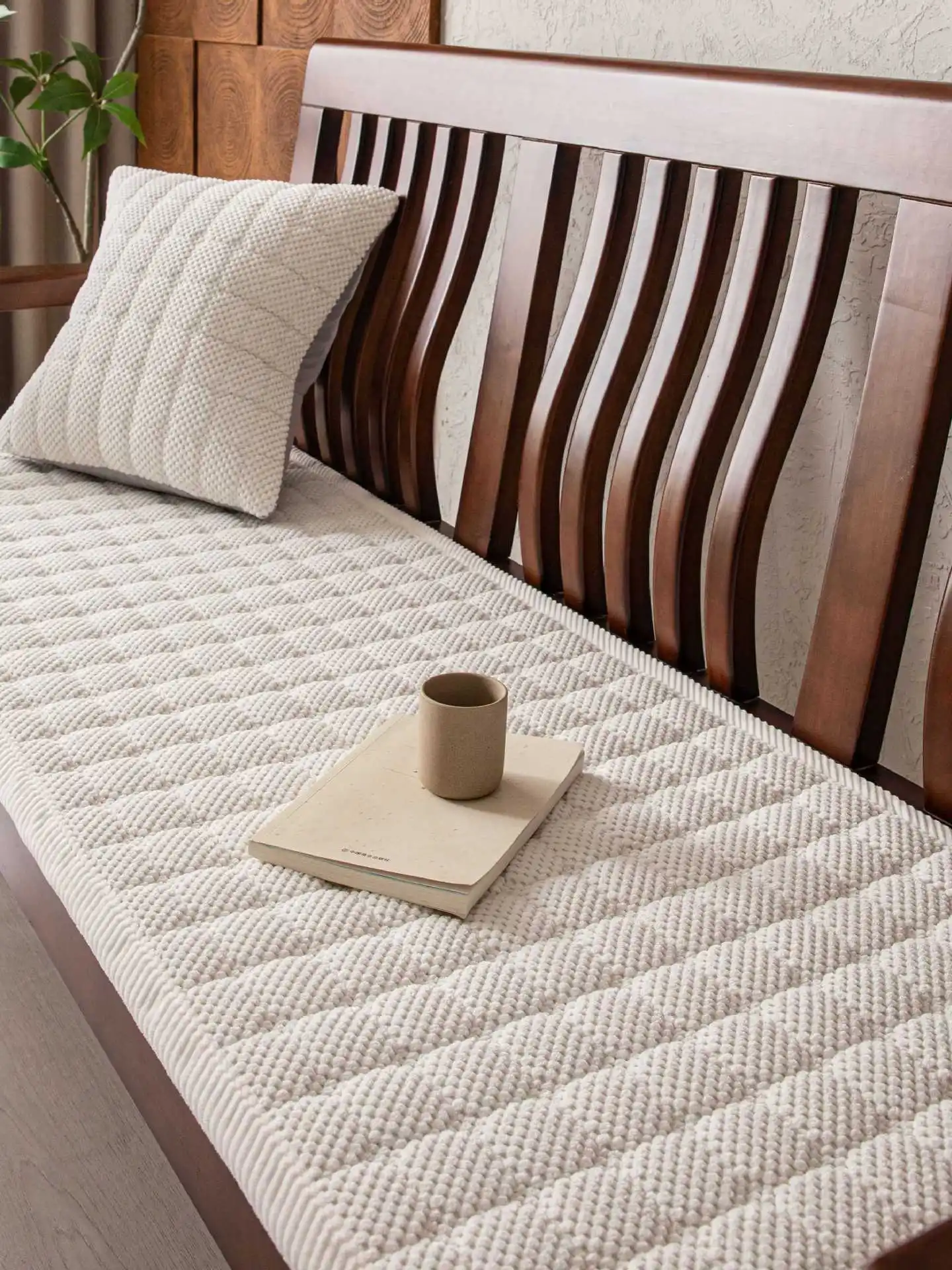 Thickened Chinese Style Corduroy Sofa Cushion Winter Anti-slip Detachable Living Room Three-seater Sofa Pad Combination