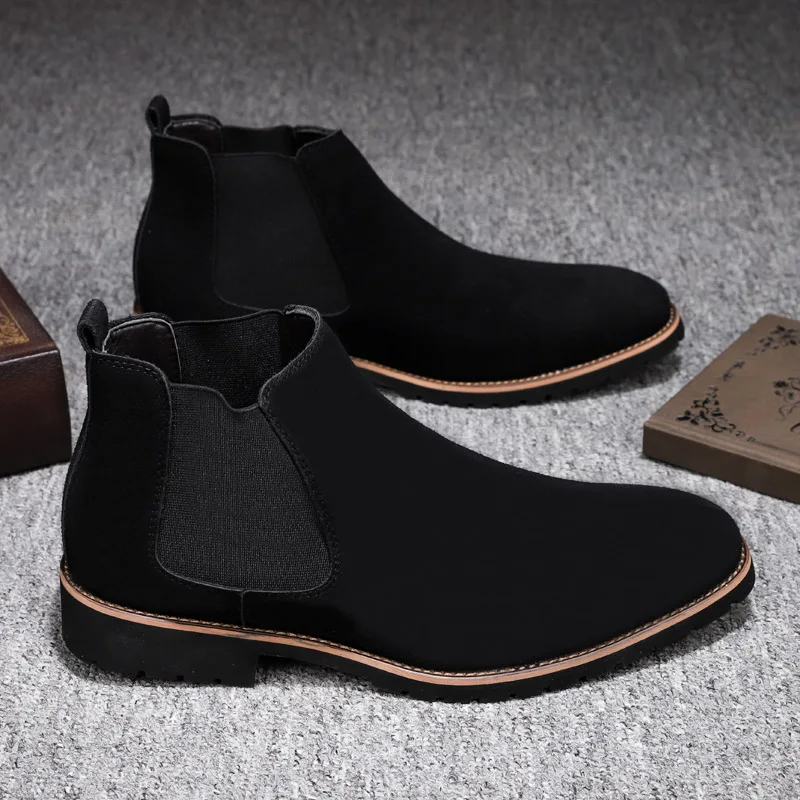 Autumn and Winter Classcis Men Chelsea Boots Black and Brown Suede Casual Slip on Short Boots Vintage Leather Cowboy Ankle Boots