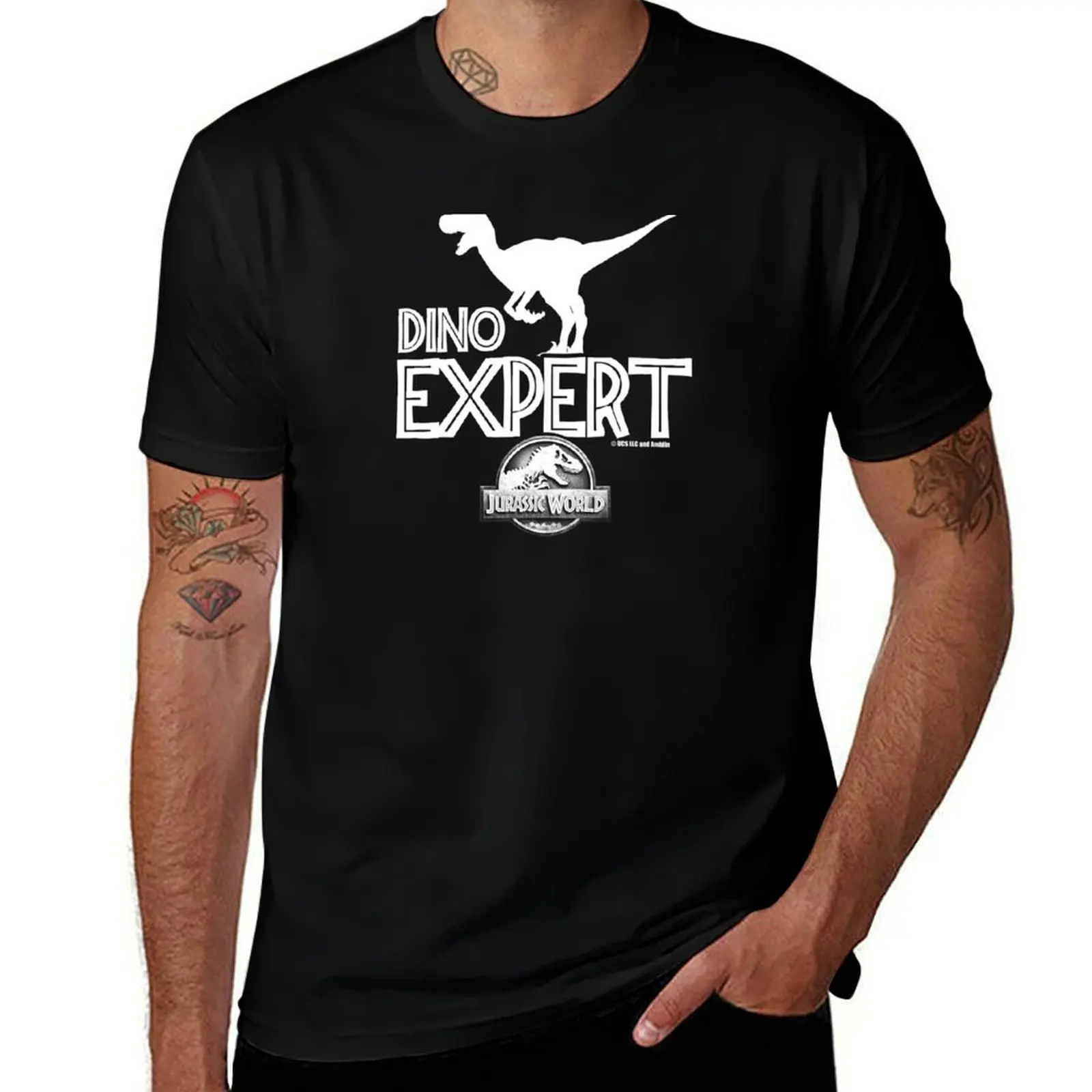 Dino Expert - Jurassic World T-Shirt Lightweight Hiking T-Shirt