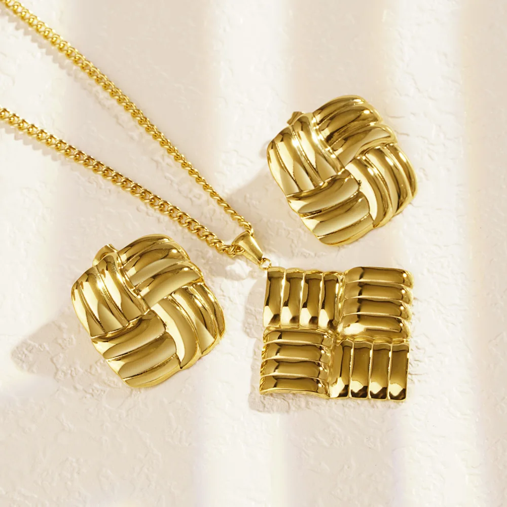 Retro Geometrische Muster Quadrat Anhänger Edelstahl Frauen Personalisierte Halskette Mode Schmuck Geburtstag Party Geschenk – Detail 1