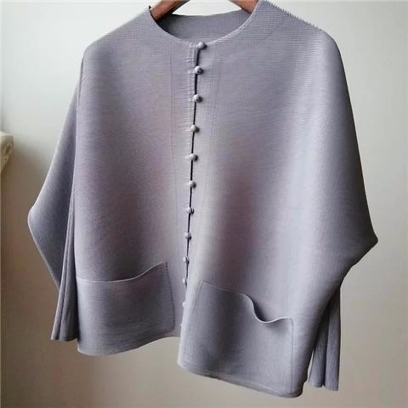 

Jackets Female Bat Sleeve Loose Thin Pleated Small Upper Women's Single-breasted Pocket Design Pleated Semi High Collar Clothing