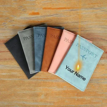 カスタム名ユニセックスパスポートホルダーカバーケーストラベルウォレットパーソナライズされたギフト彼、彼女へ (最初に名前を確認してから注文してください)