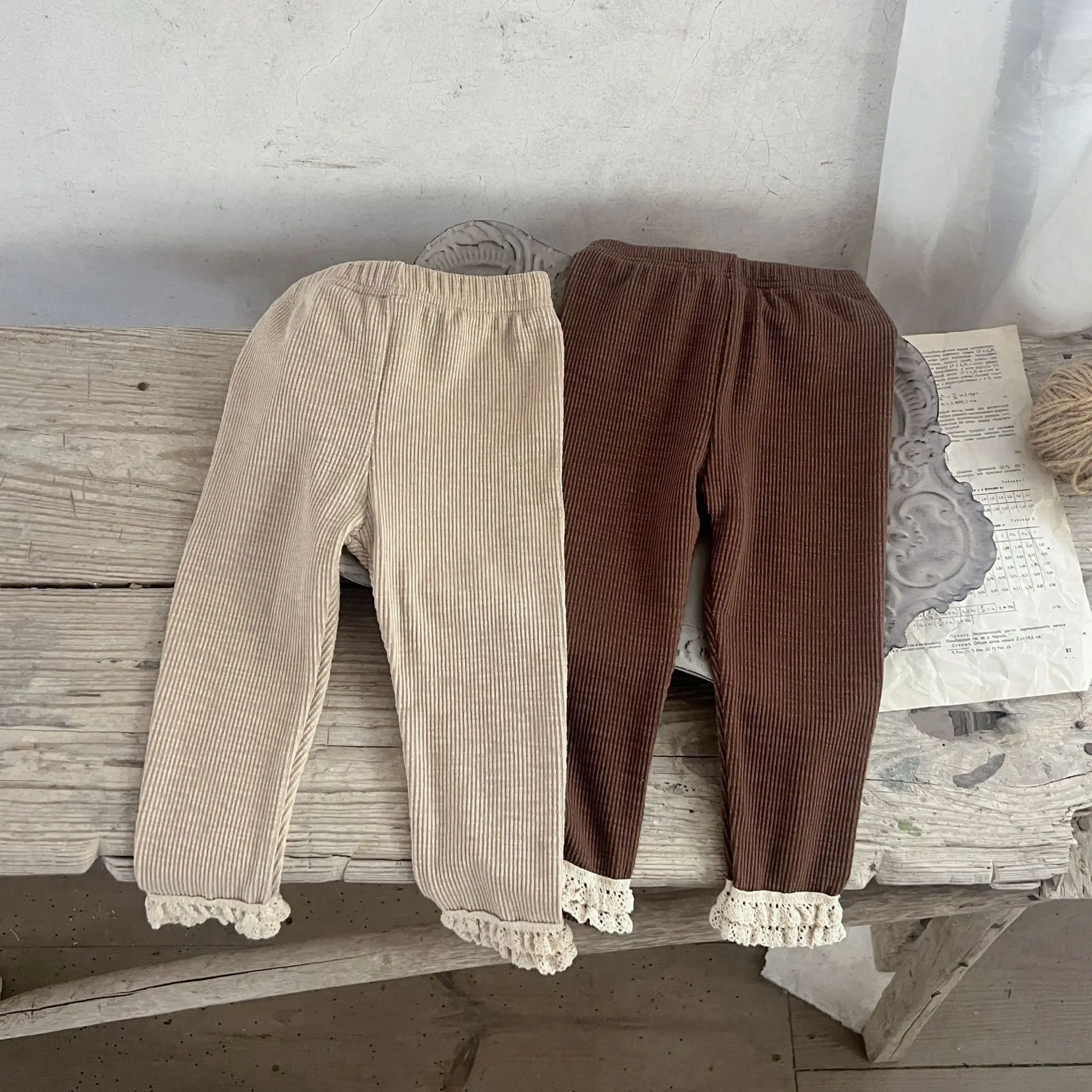 Spring 2025 New Korean Version of Girls' Pants Sweet Princess Lace Elastic Leggings Wear Casual Pants