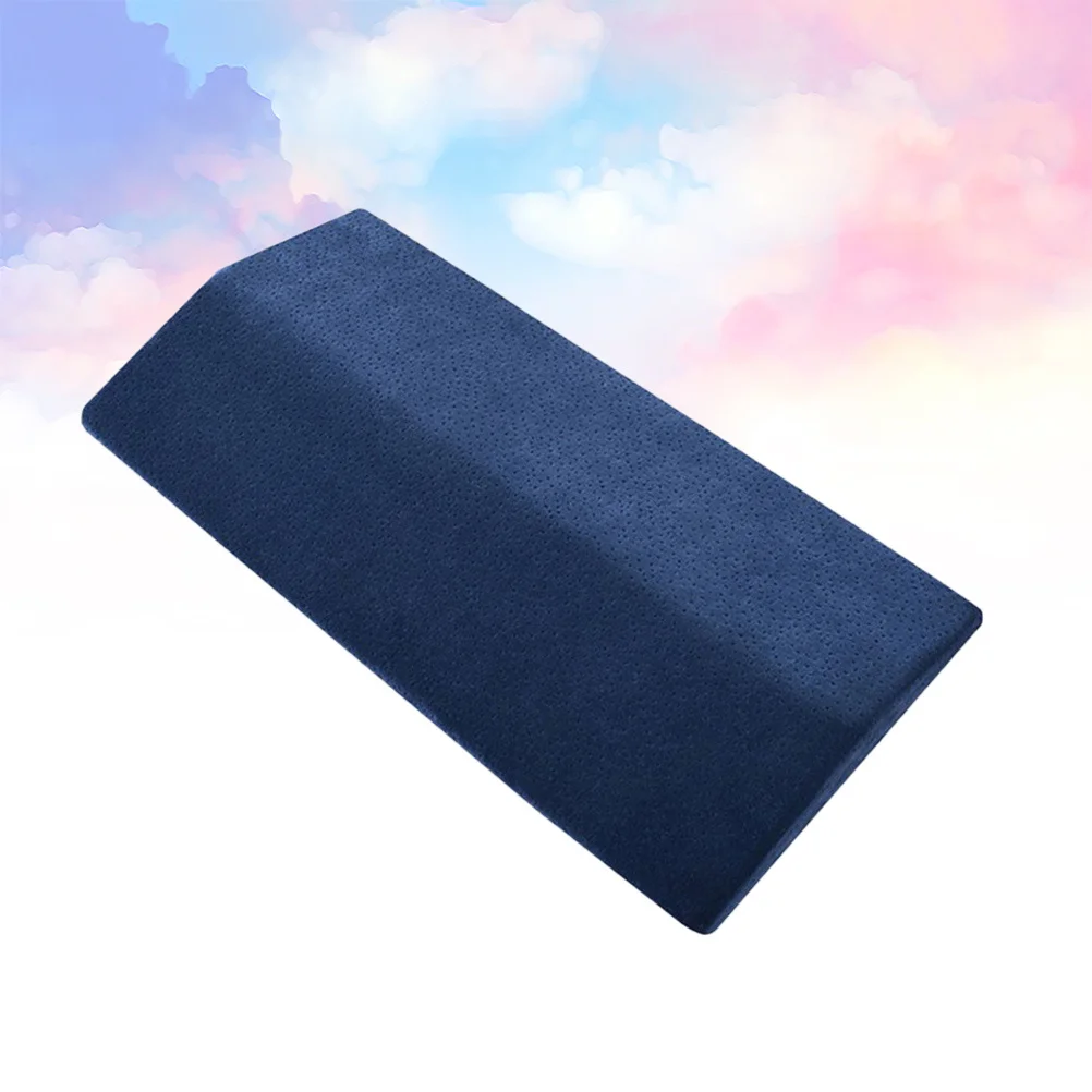หมอนรองหลังเมมโมรี่โฟม 1 ชิ้น ระบายอากาศได้ดี ช่วยบรรเทาอาการปวดหลัง ใช้ได้ที่บ้าน เดินทาง หรือในรถยนต์ สีกรมท่า