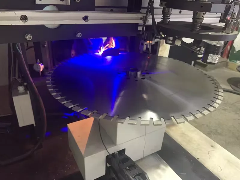 Lâmina de serra de parede de diamante de 600 mm - disco de corte circular de concreto de 24 polegadas