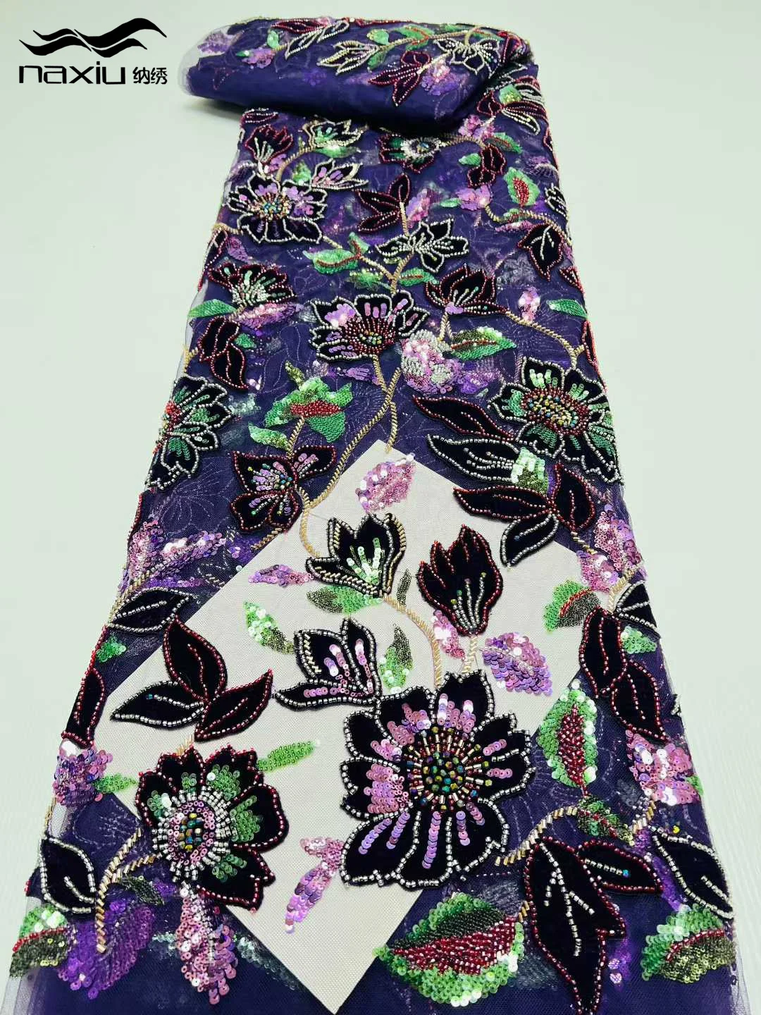 

Madison Fashion Sequins French Velvet Fabric High Quality Handmade Beads Embroidery Lace Fabric For Making Women Wedding Dress