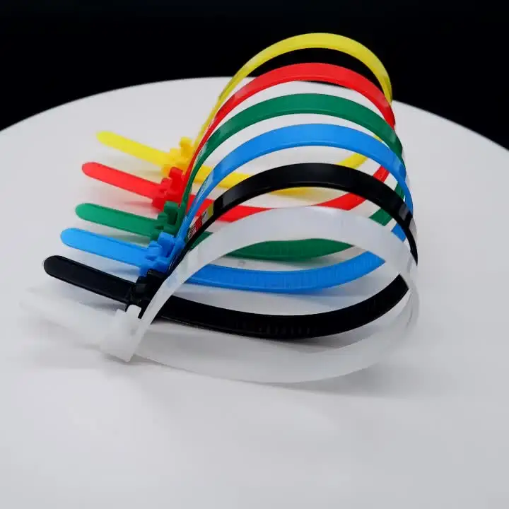 Fascette per cavi riutilizzabili in plastica da 25 pezzi Fascette per cavi in nylon rilegabili Fisso Colore in bianco e nero Smontaggio Riutilizzo può allentare Slipknot