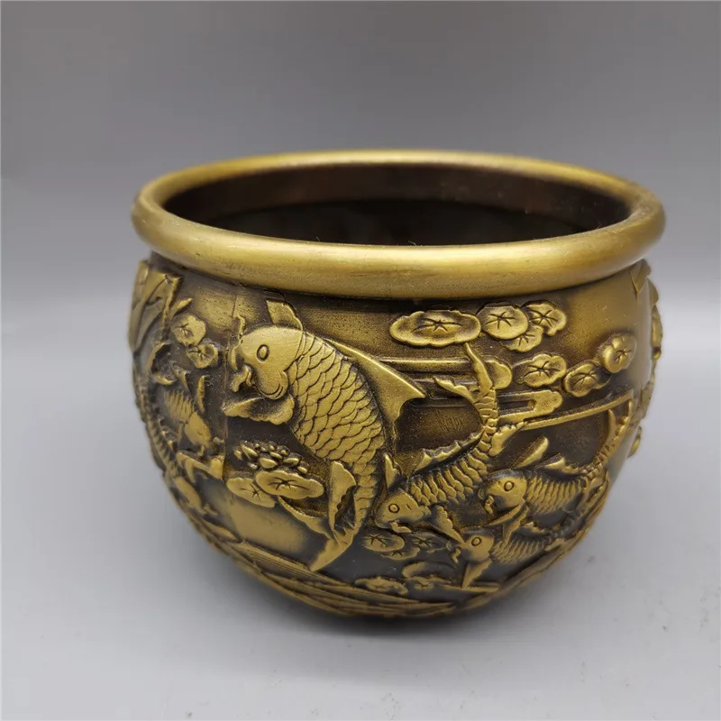 

Antique Old Brass Cylinder Embossed Wholesale Copper Lotus Fish Tank Gift Decoration