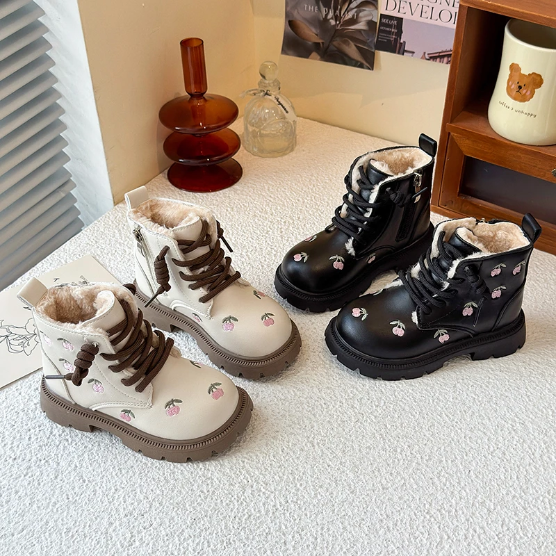 أحذية الشتاء للأطفال لفتاة جديدة حلوة مطرزة الصغار الأميرة حذاء من الجلد لحفلات الزفاف الاطفال أحذية قطيفة الموضة #2