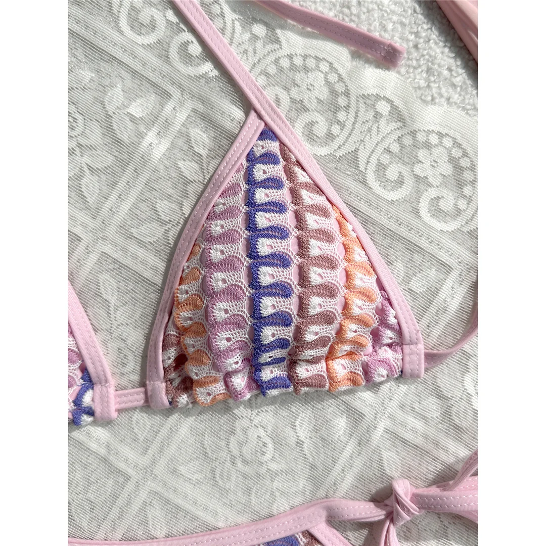 Neuer, farbenfroher Bikini mit Ausschnitten und Neckholder-Design, Damen-Badeanzug, zweiteiliges Bikini-Set, mittelhoher Bund, Badebekleidung, Badeanzug, Modell V8255. – Detail 6
