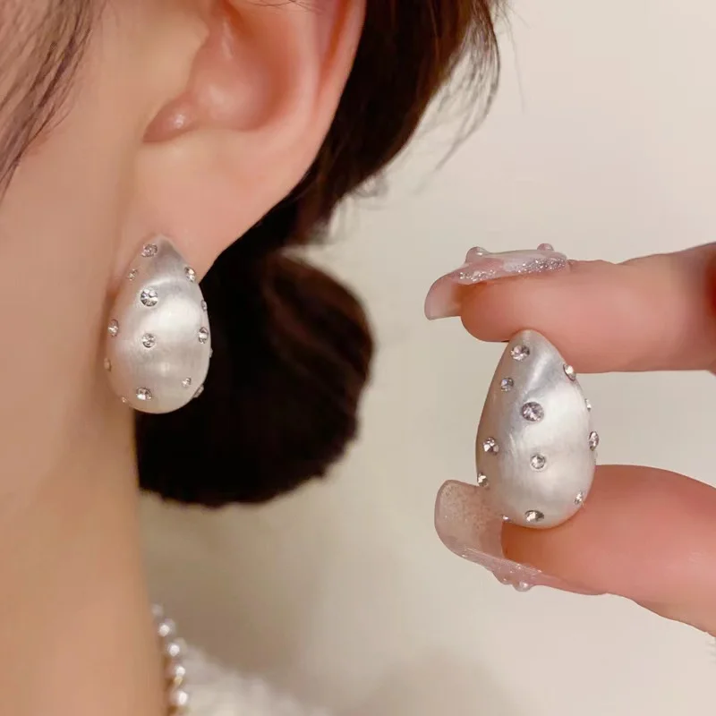 Gold Color Water Drop Earrings Simple Classic Alloy Water Drop Inlaid Crystal Women\'s Earrings Wedding Gift Accessories