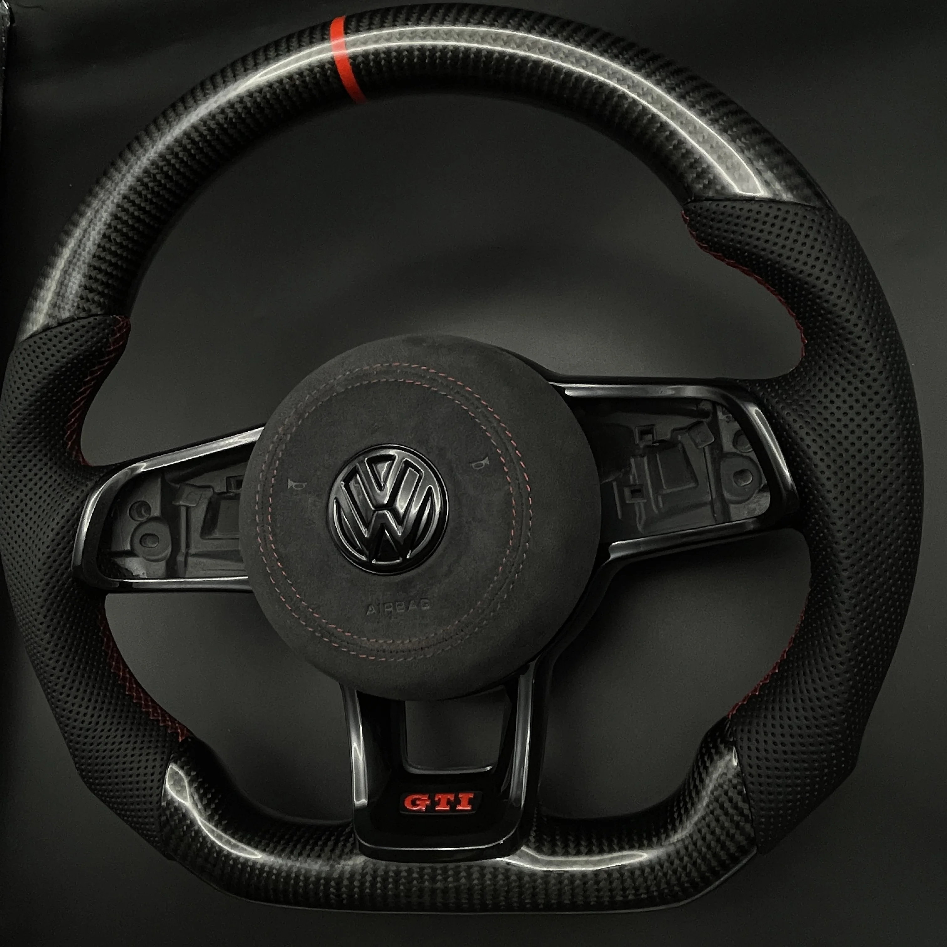 Carbon fiber steering wheel For Golf 7 GTI / GTD / 7R