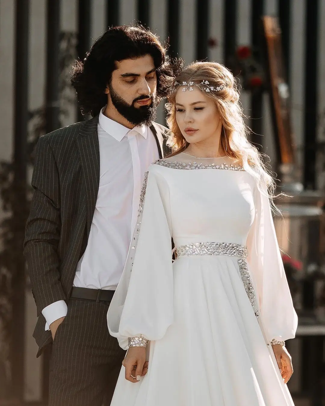 FATAPAESE Muslim Wedding Dress Illusion Neckline with Crystal Stons Spakring Featured Cape Sleeve Chiffon FormalS Occasion Gown