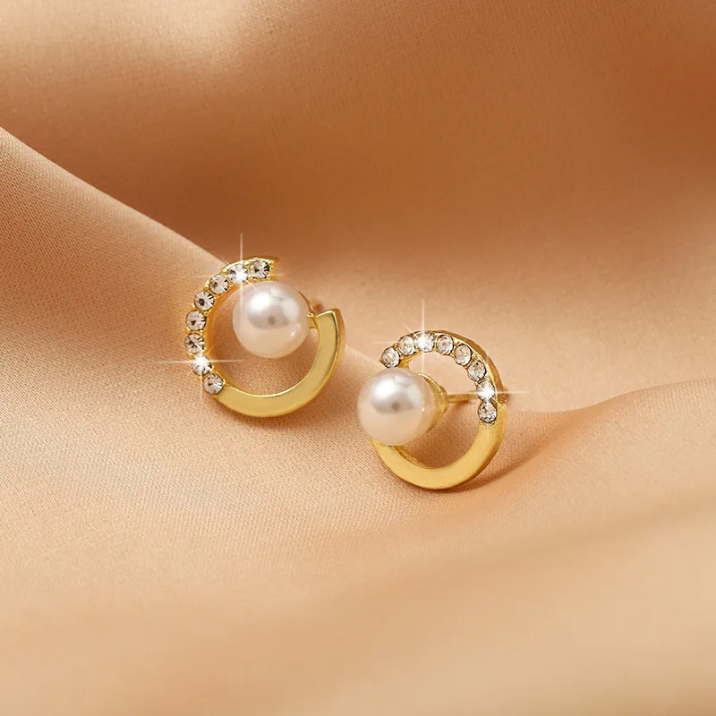 Korean Elegant Women Imitation Pearl Circle Earrings Modern Earrings 2023 Small Versatile Wedding Earrings Party Jewelry Gift