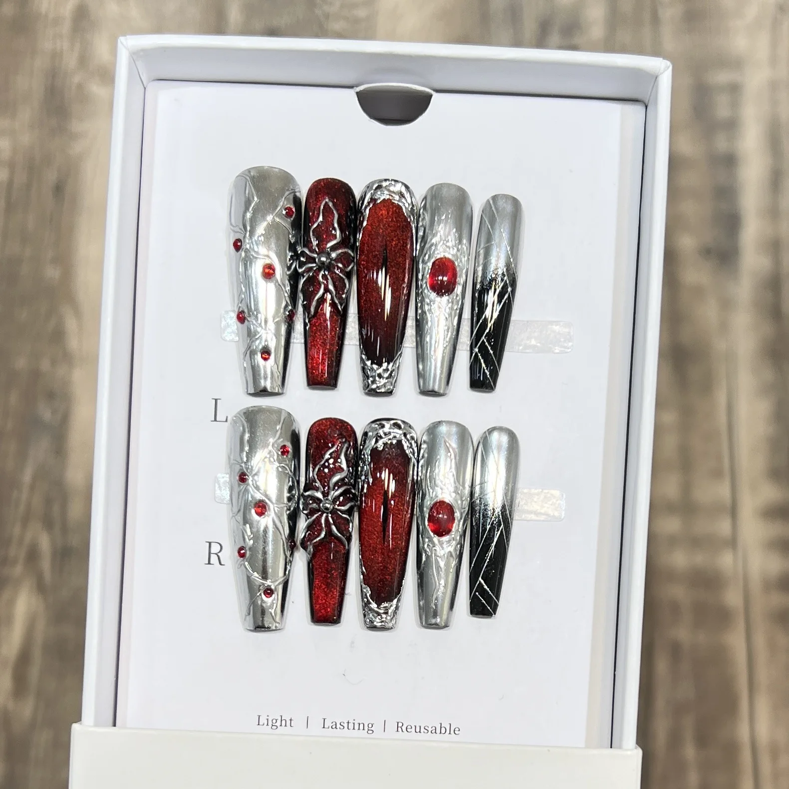 

10 шт., ручная работа, пресс на ногтях, ретро-зеркало, стеклянная бусина, кошачий глаз, тяжелый металлический декор, накладные ногти на Хэллоуин, носимые в стиле панк, пряная девушка