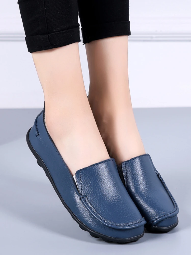 Non Slip Flat Shoes for Woman Soft Casual Women Shoes Genuine Leather Lightweight Slip on Women Loafers Plus Size  Zapatos