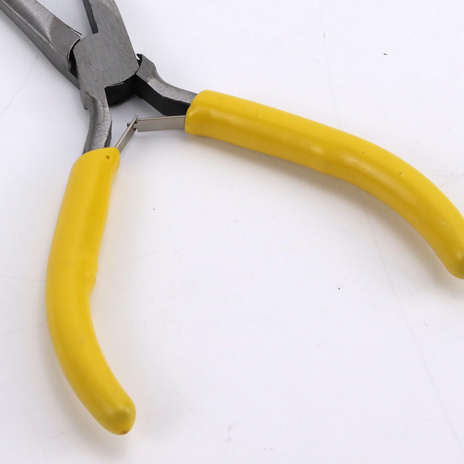 Multi Functional Mini Long Needle Nose Precision Pliers Modeling Jewellery Wire Work Small Plier Cutting 5 inch Hand Tool Yellow