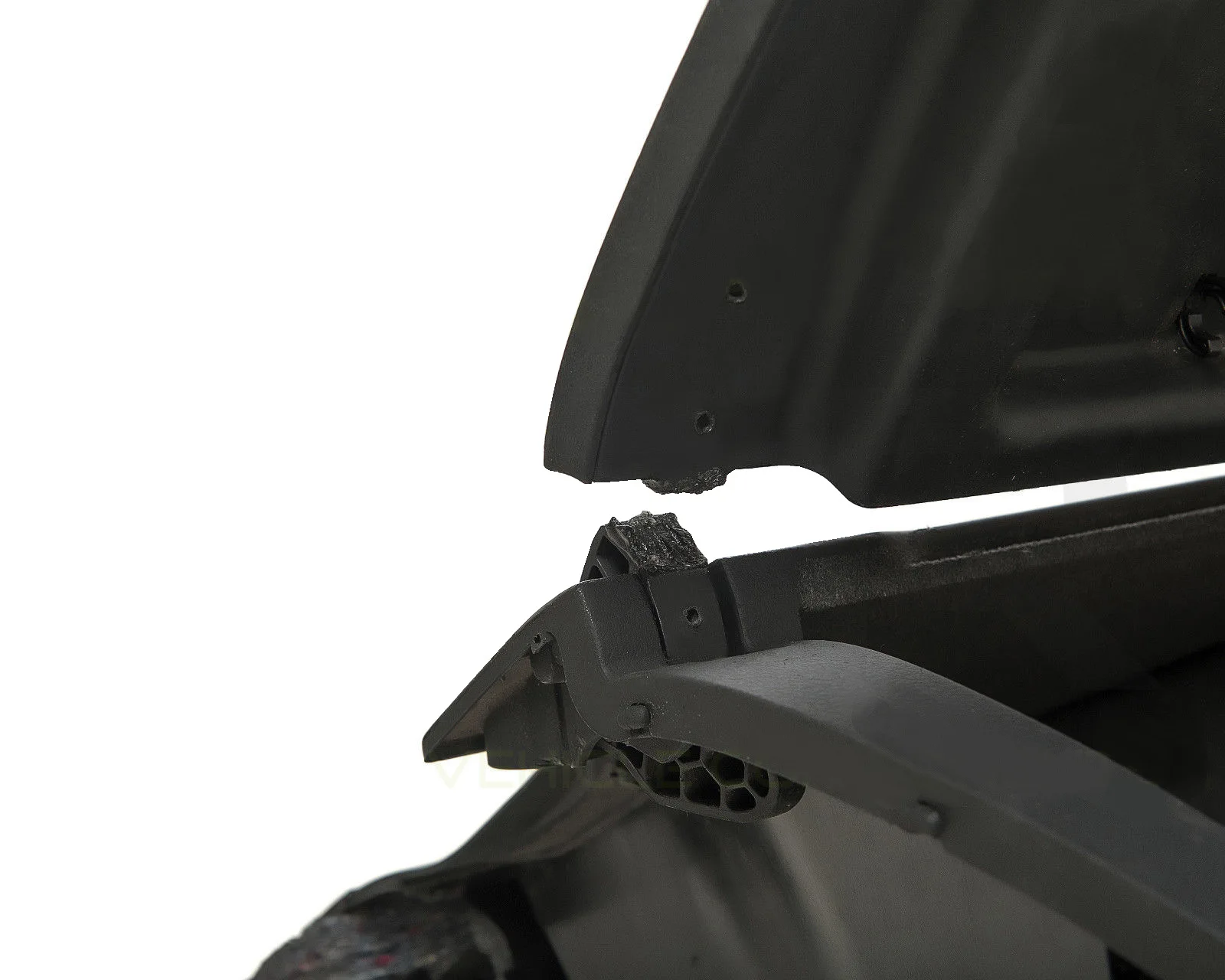 Рисунок 5 - Для Audi A4 S4 RS4 B6 B7 8E петля