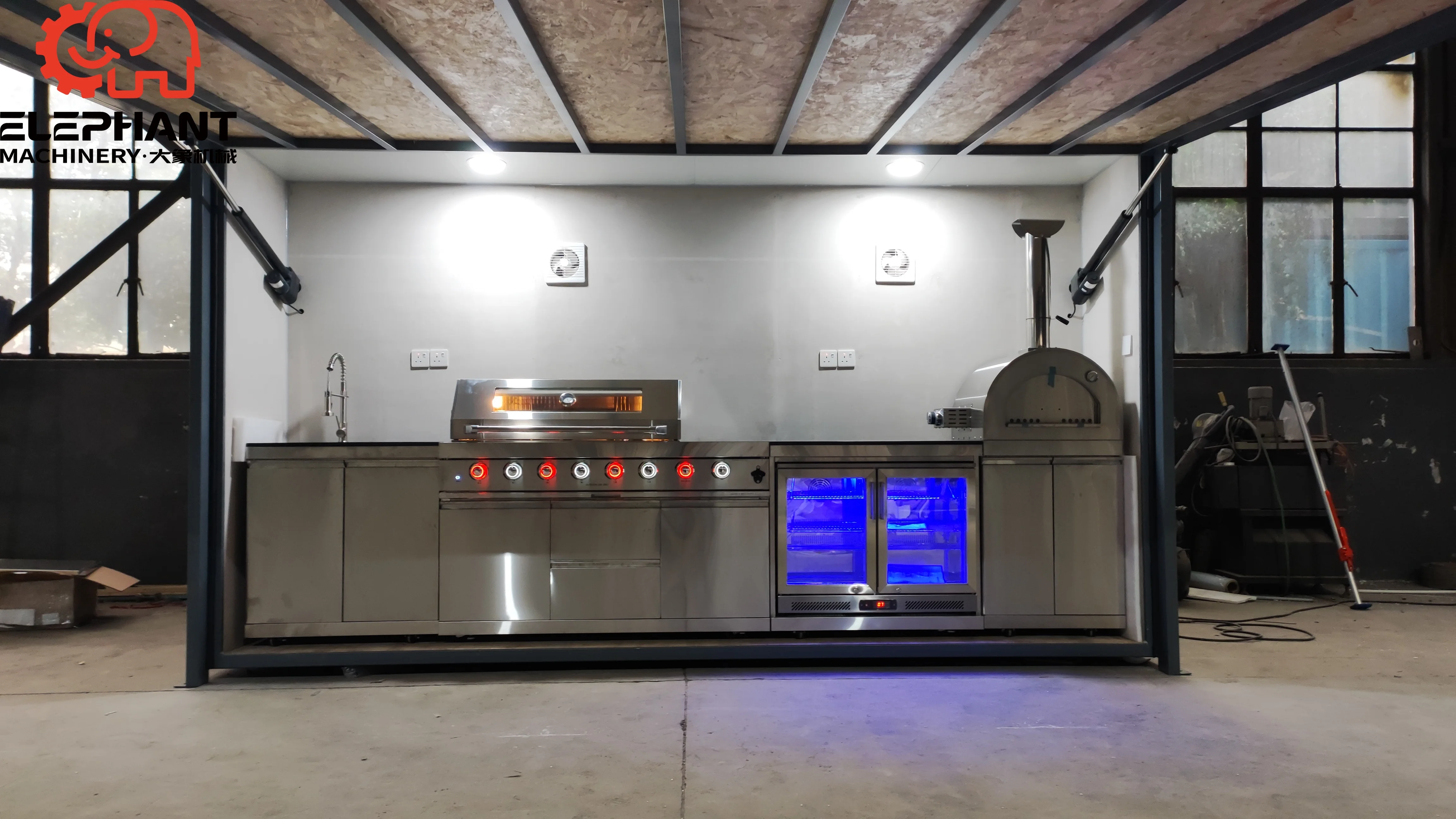 Closable Outdoor BBQ Kitchen Shed for Grills with SS304 modular kitchens