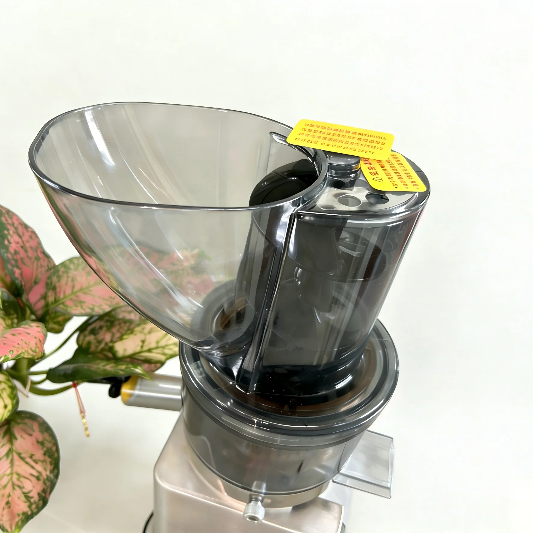 Stainless Steel Juice Extractor Machine TK750 Multiple Adjustment Settings Operate Freely
